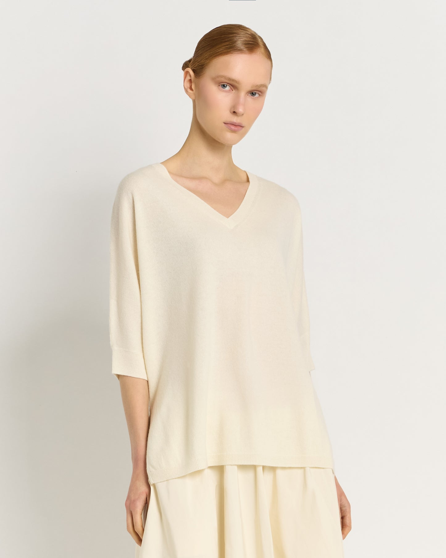 Maglia Over con Scollo a V e Spacchi Laterali