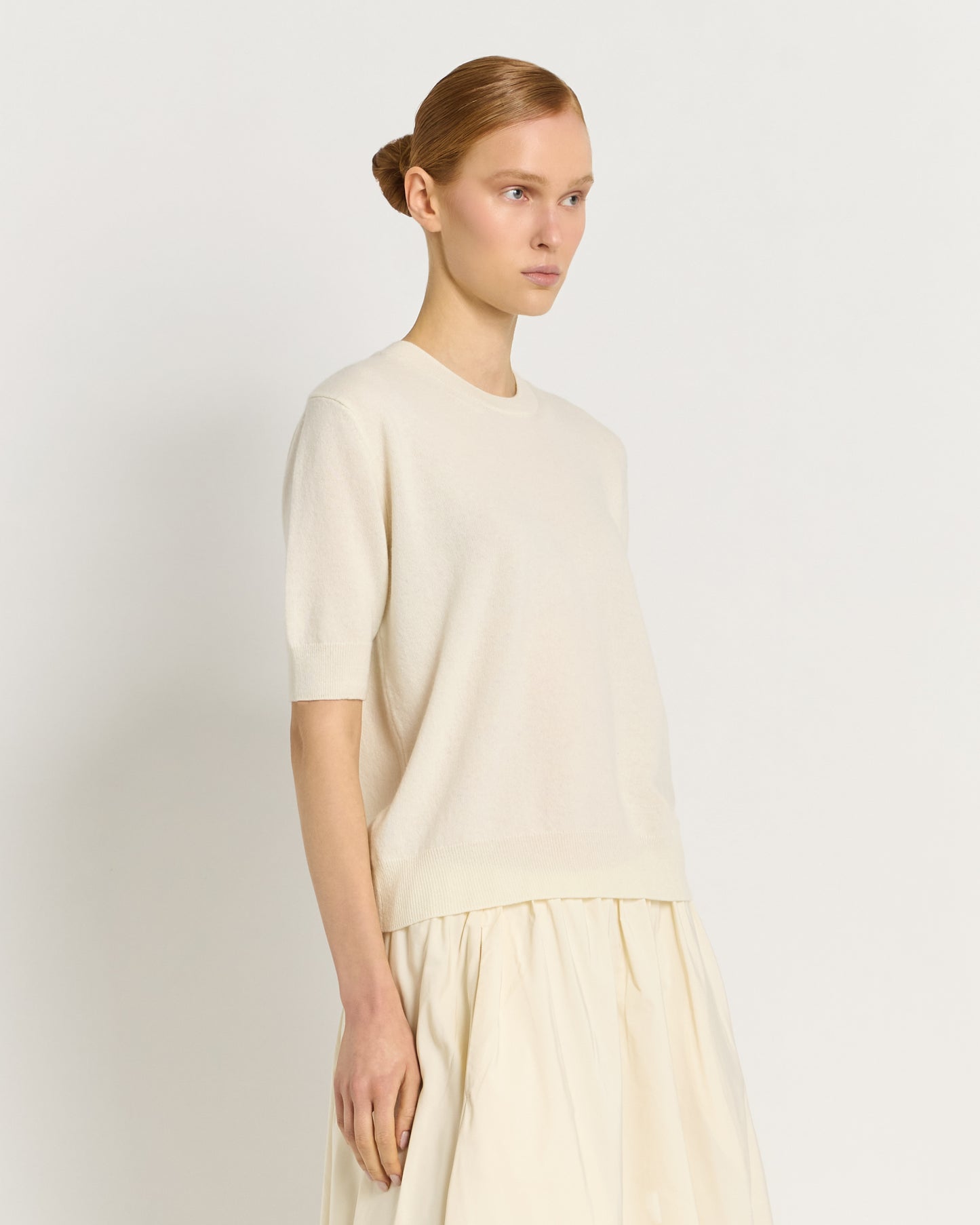 Girocollo in Lana Extrafine e Cashmere con Dettaglio a Goccia